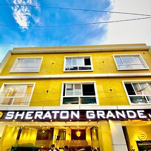 Sheraton Grande Hotel - Business Class Hotel - Near Central Railway Station